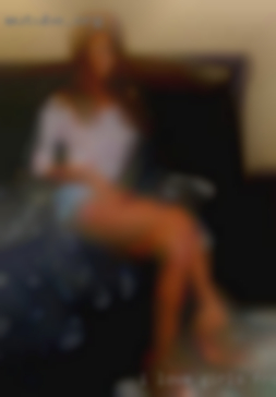I love oral sex and love girls from Lampasas going down.