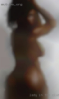 Lady in the street clubs in Dallas who seeks KINK fun.