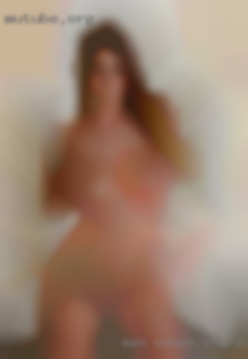 Men, Women, Trans Chardon, Ohio  women, Crossdressers.